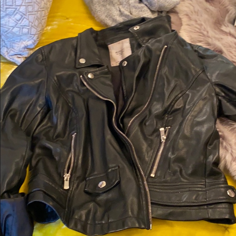COPY - Zara faux leather jacket